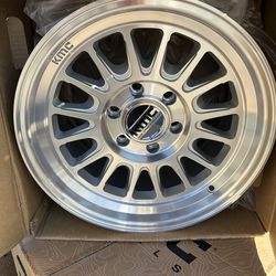 KMC KM733 17x8 6x135 offset 0mm GLOSS SILVER MACHINE $285 each