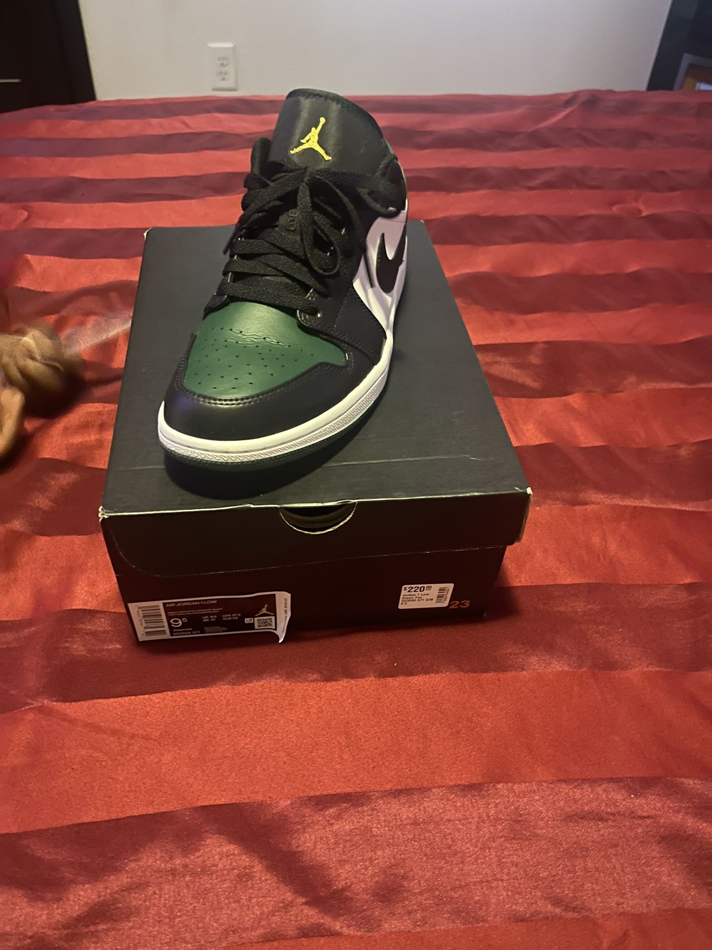 Green, Black And White Air Jordan 1low Size 91/2