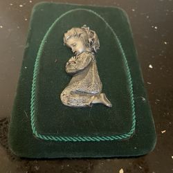Vintage Pewter Girl Child  in Prayer Green Velvet Frame 3x5 made in Italy