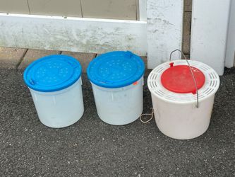 3 fishing bait buckets
