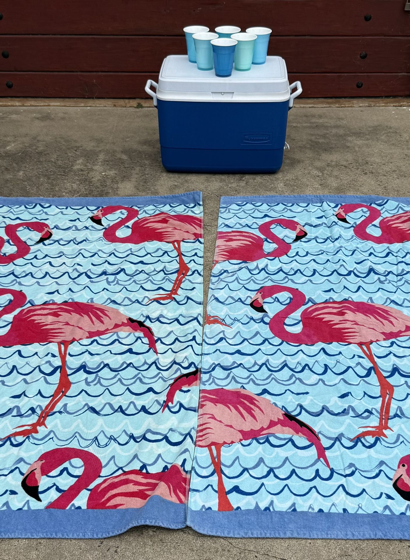 2 New Beach Towels 6 Blue16 Oz Insulated Cups Rubbermaid Cooler 48 Qt
