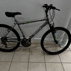 Huffy Mountain Bike . Wheels 26” . Need a Little Adjust. 