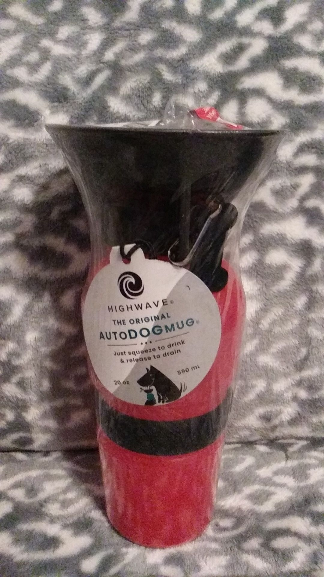 Highwave Auto Dog Mug 20oz. New