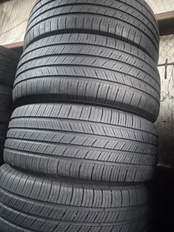 235 55 17 Michelin