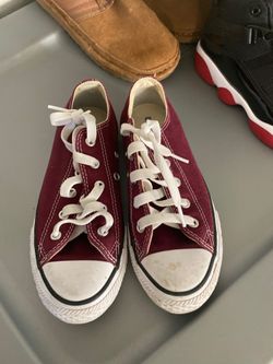 Converse size 1