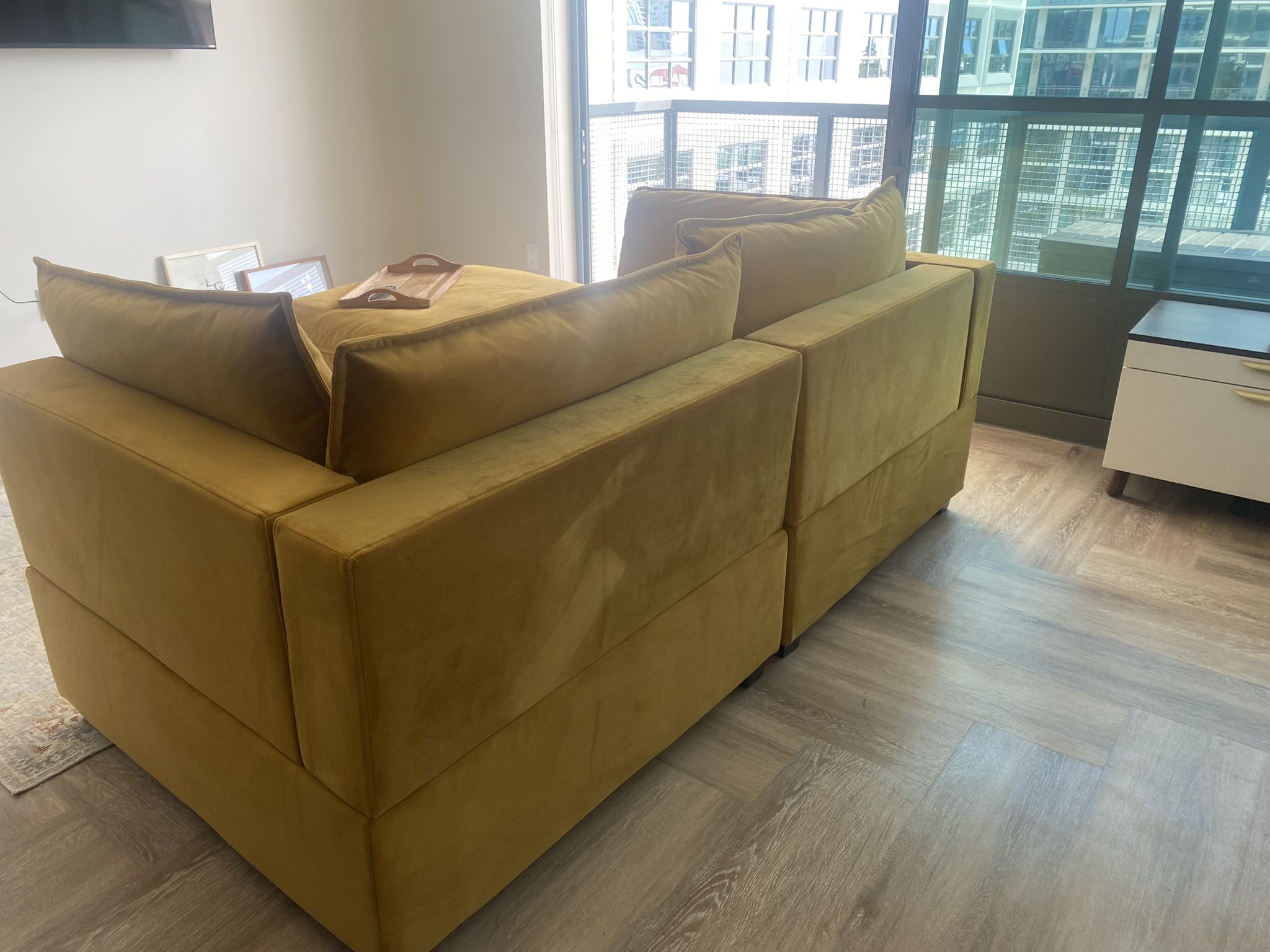 Albany Park Kova Sectional and Ottoman