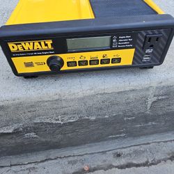 Dewalt 30 amp portable car battery charger with 80 amp engine start deals