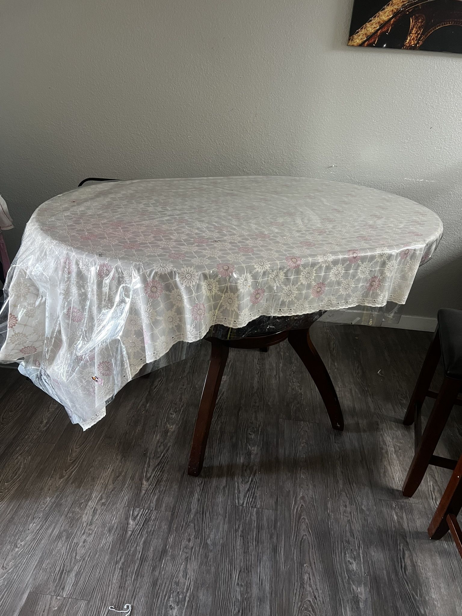 Kitchen Table 4 Chairs