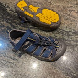 Keen Newport Sandals Kids 5