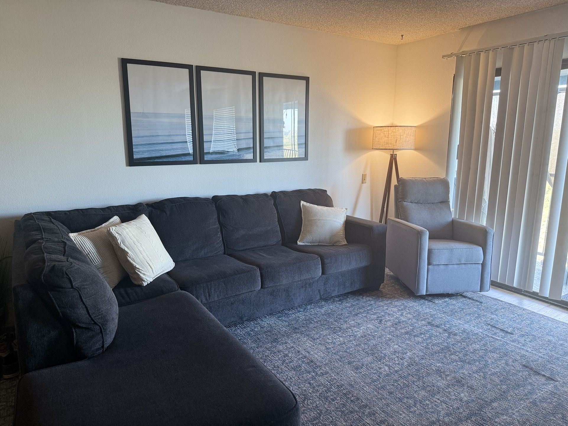 L Sectional sofa, living Room Set. Selling Everything