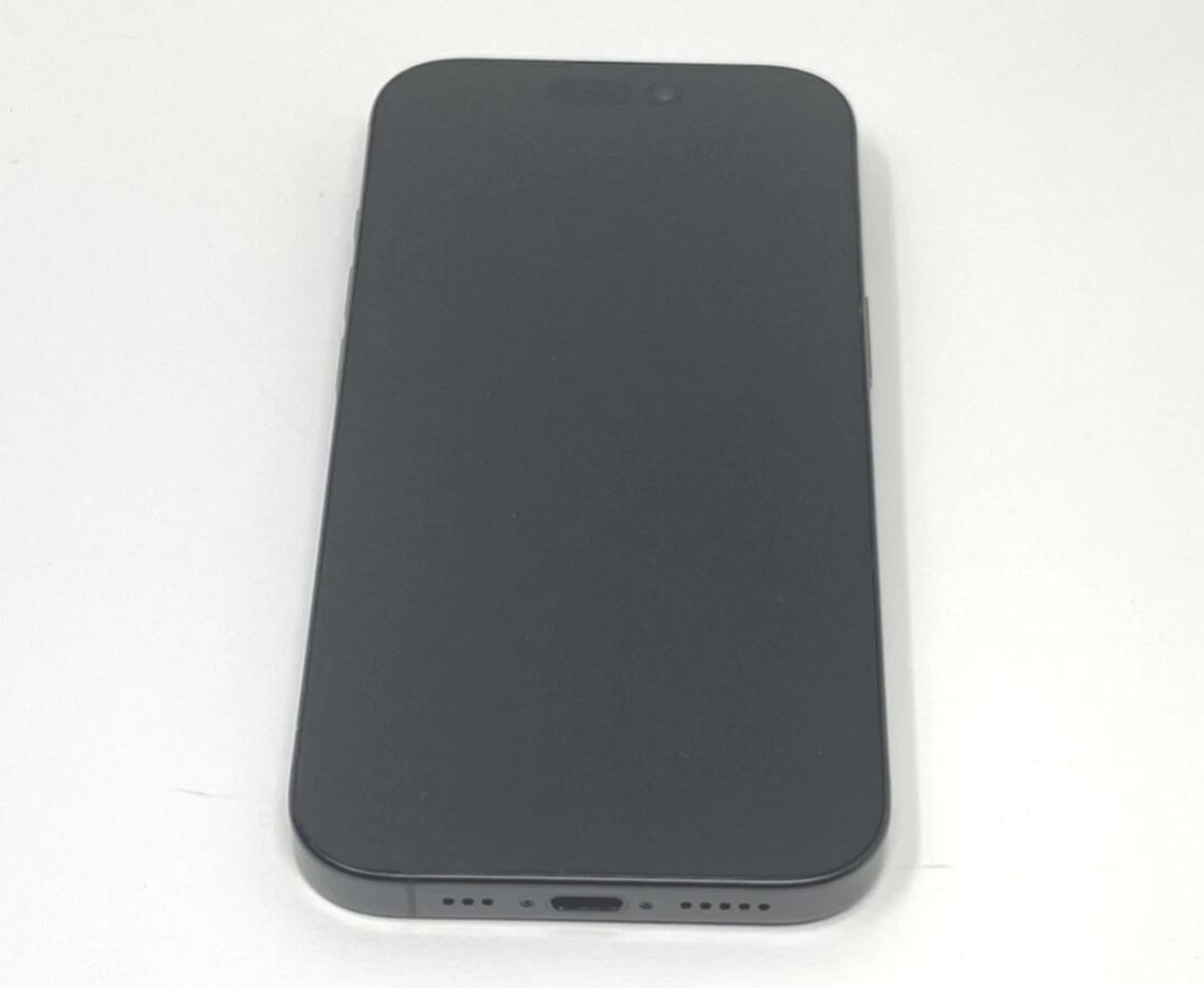 iPhone 16 Pro Black Titanium