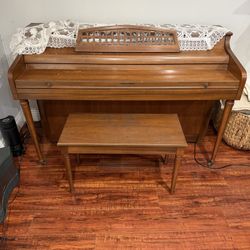 Kimball Exclusive Whitney Piano