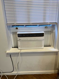 Midea 8,000 BTU Smart Window Air Conditioner