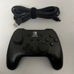 Nintendo Switch PowerA Wired Controller Pad