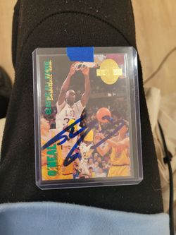 Autographed Shaquille O'Neal Card