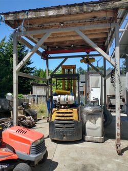Grantry Crane  4000#
