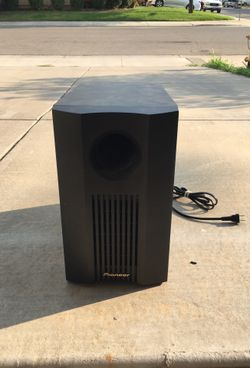 Pioneer subwoofer excellent working condition not in use anymore
