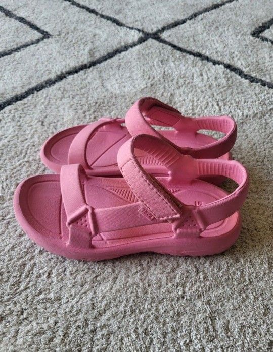 Teva Girls Sandal Size 2