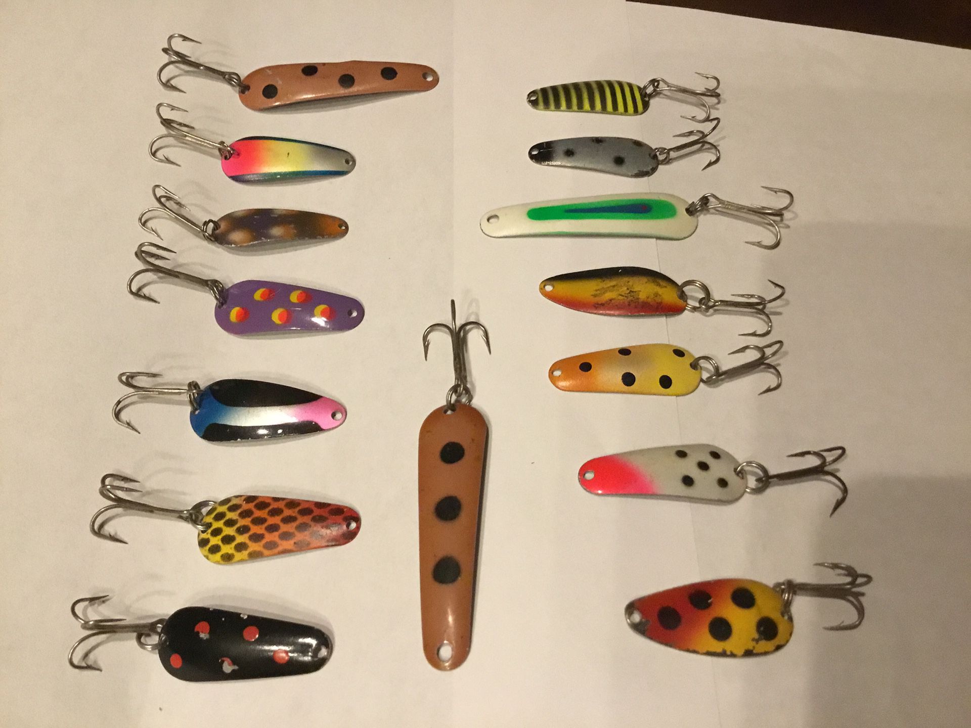 6 different sets of 15 assrt shapes and sizes of very colorful walleye spoon fishing lures $45 per order