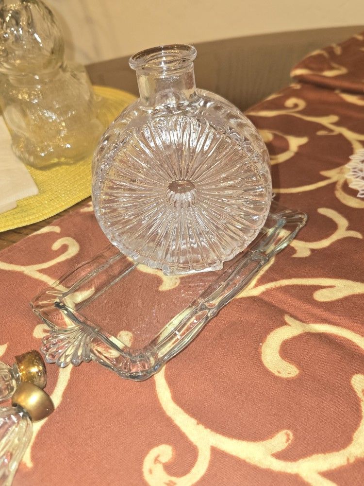 Mid-century 1960s Sunflower Glass Vase By Helen Tyrnell