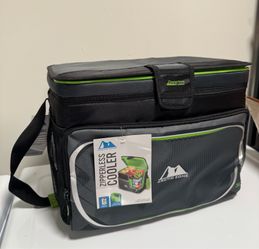 Arctic Zone Zipperless Cooler – 30 Can Capacity