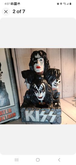 Kiss Fountain New In Box
