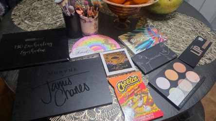 Make up pallets and brushes