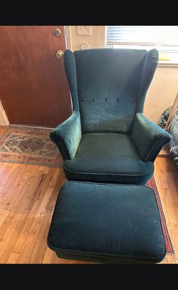 IKEA Strandmon (no ottoman)