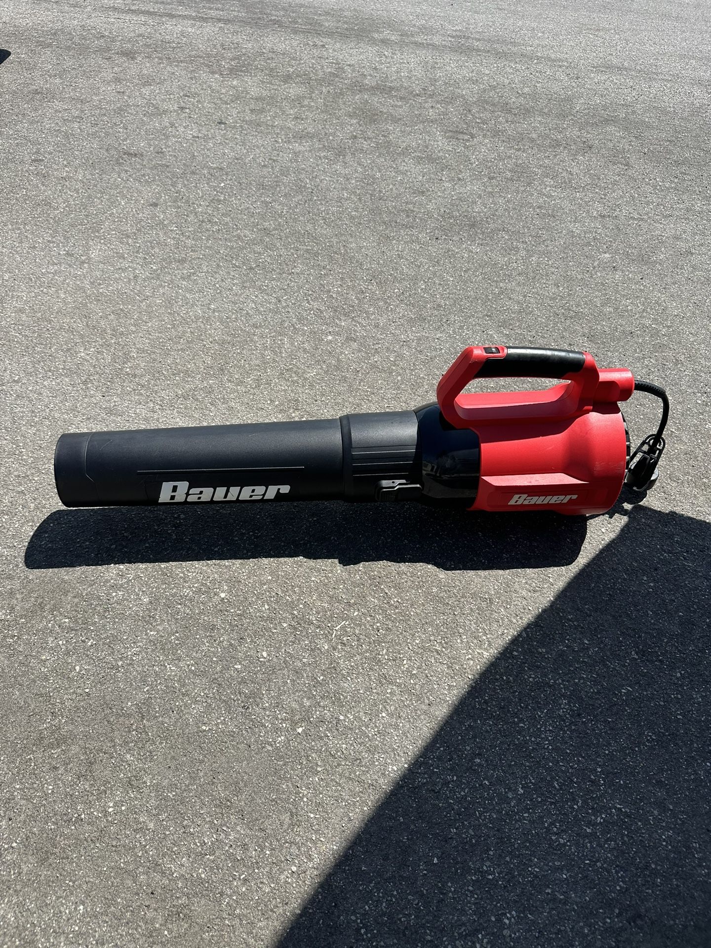 Leaf Blower