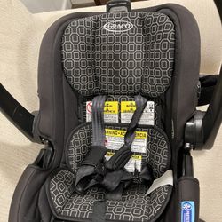 Graco Snugfit 35 LX Infant Car Seat
