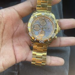 Gold and diamond Invicta