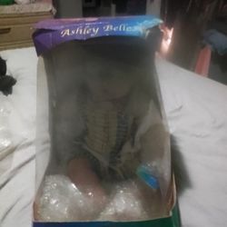 Porcelen Ashley Indian Boy Doll Bed In The Box