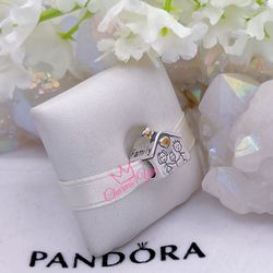 Adorable Charm 925 silver for Pandora moments bracelet.