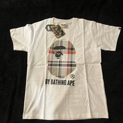 A BATHING APE T SHIRT M