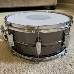 Brand NEW Ludwig Black Beauty 6.5 x 14-inch Brass Snare Drum with Tube Lugs - Black Nickel