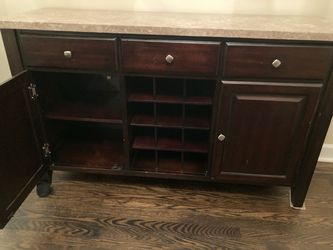 Sideboard/Buffet/W.winerack