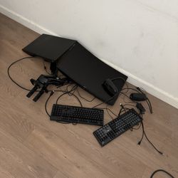 Monitor / Keyboard Bundle