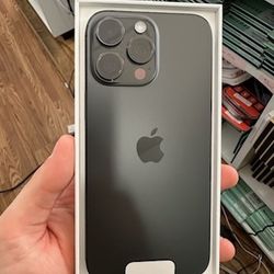 New Unlock iPhone 16 Pro Max 256GB No Credit Needed Only $85 Down Payment Today!! Only At Phone Hub Fall River 