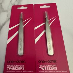 Tweezers
