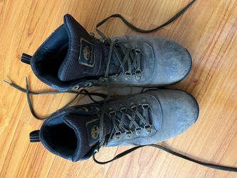 Used Timberland waterproof hiking boots for men, size 10.5