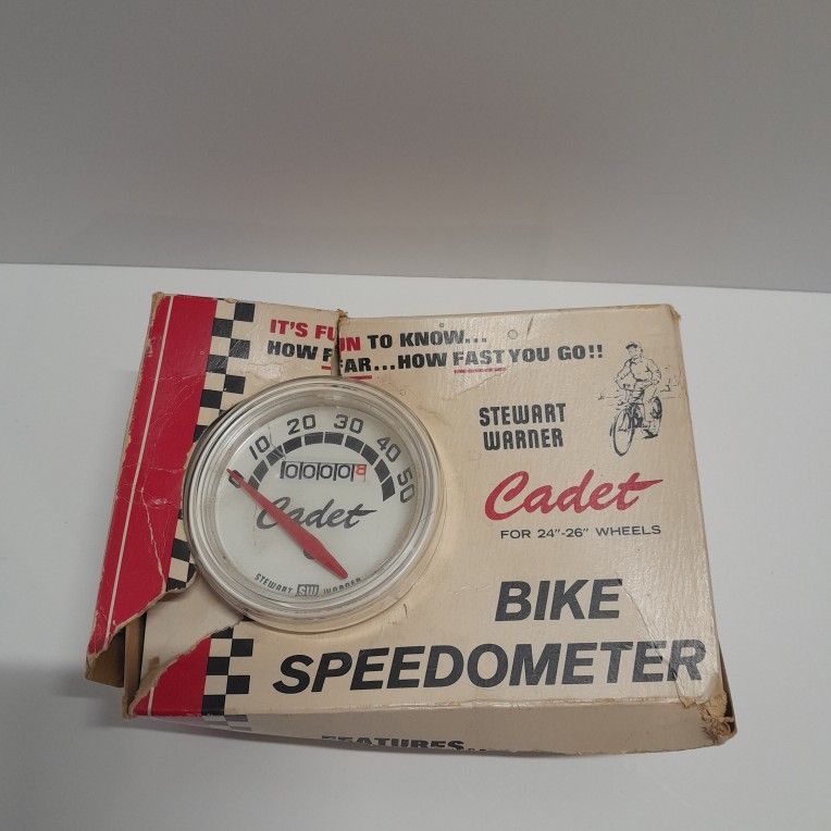 Vintage Stewart Warner Cadet Bicycle Speedometer