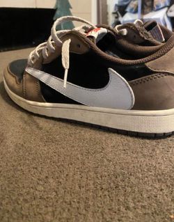 Travis scott dunks mocha size 10.5