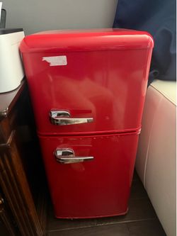 New mini refrigerator vintage