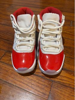 Jordan 11 Cherry