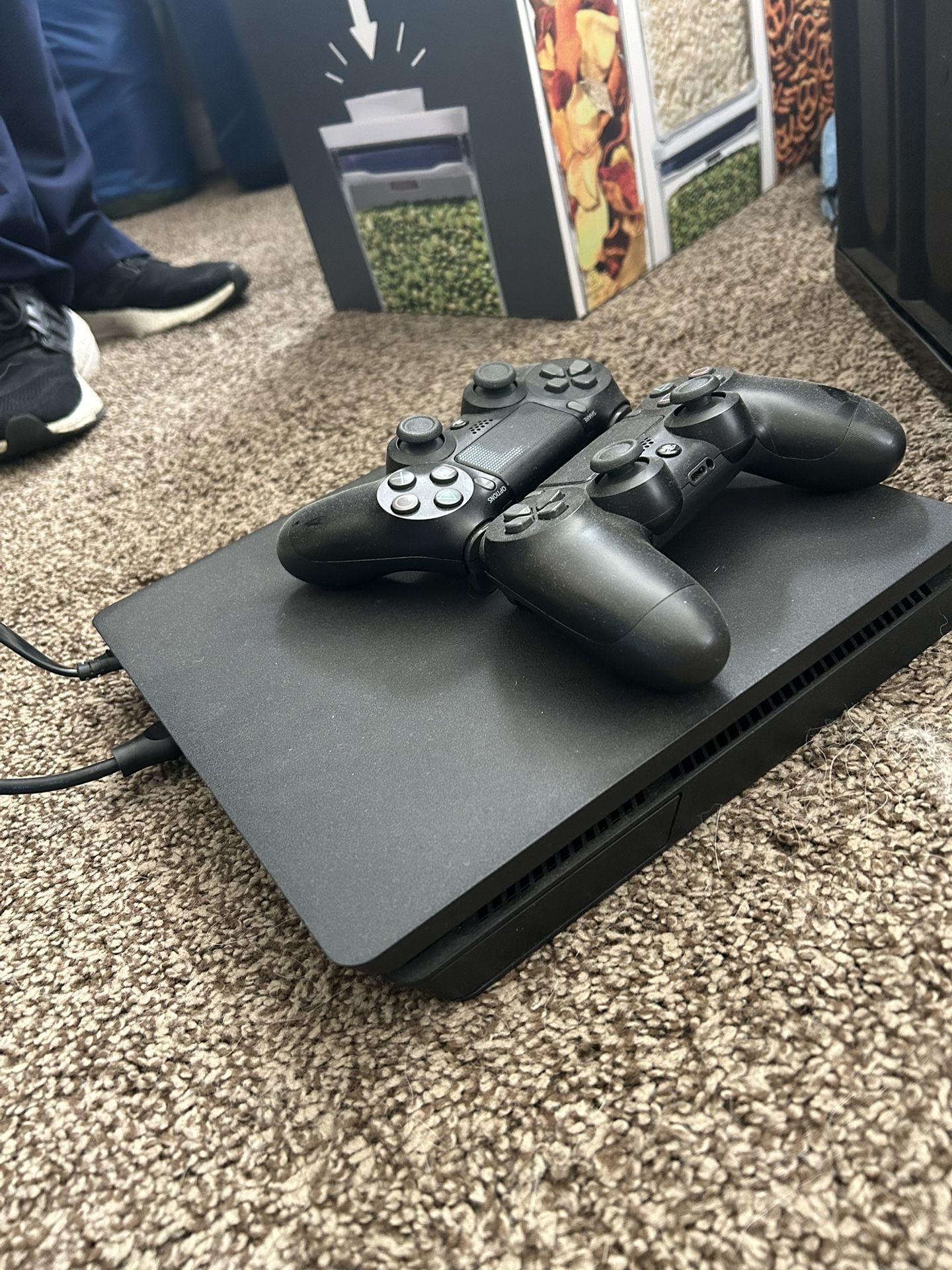 PS4 Slim