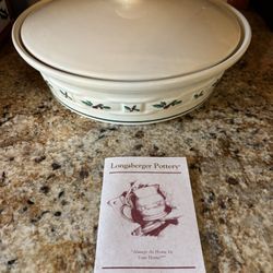 Longaberger Vintage Collectible NIB Christmas Traditional Holly 2 Quart Casserole Dish