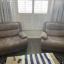 Over Sized Recliners With USB