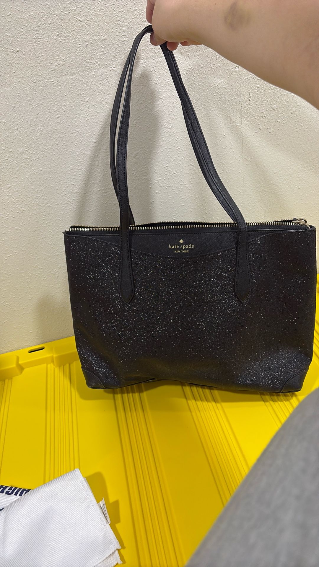 black kate spade bag 