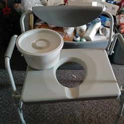 BRAND NEW COMMODE XLARGE SEATING