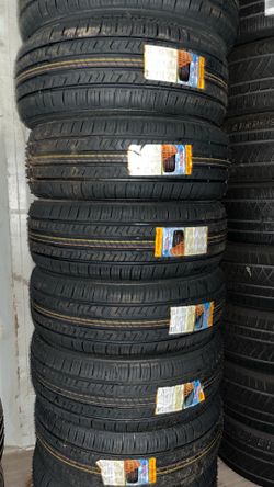 215 55 17 Llantas nuevas